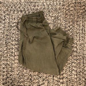 ARMY GREEN JOGGER PANTS